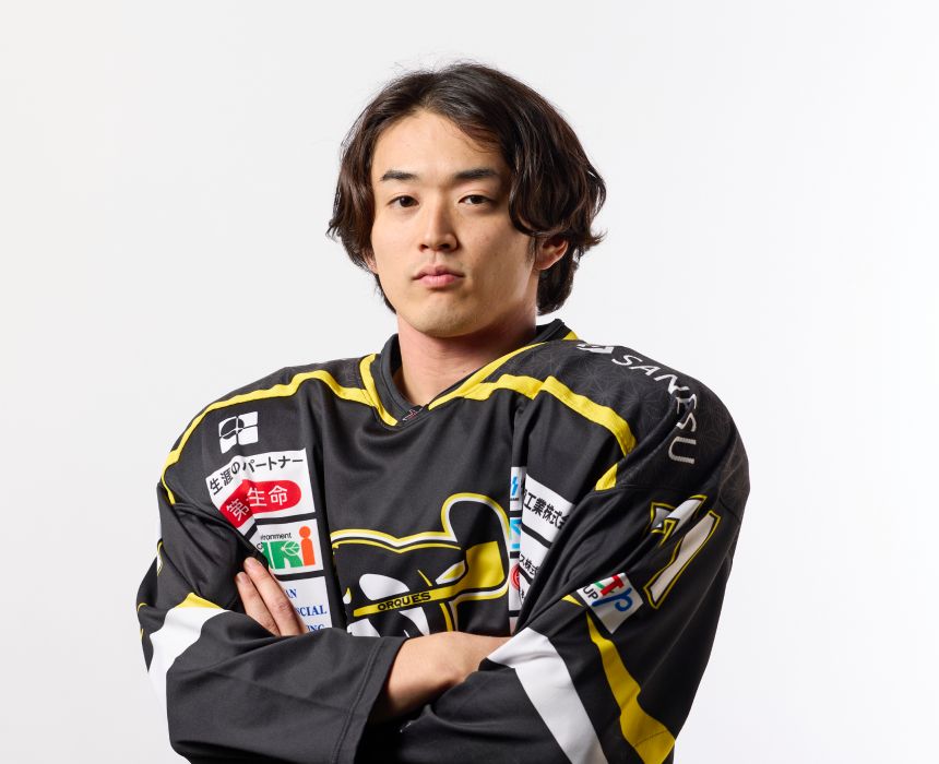 務台　慎太郎